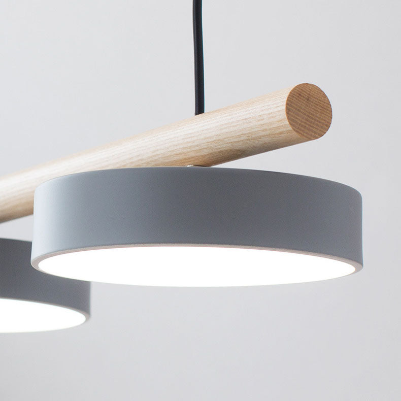 Scandinavian-Inspired Round Resin Bird LED Chandelier with Elegant Linear Design